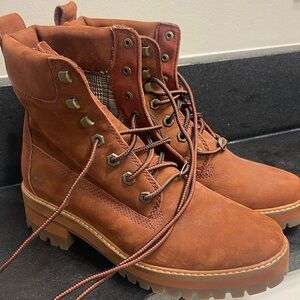 Timberland Red boots